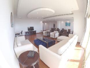 Number One Tower Suites : photo 8 de la chambre room #18986123