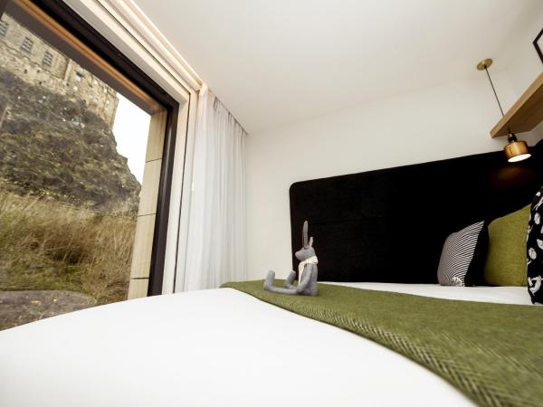 Wilde Aparthotels Edinburgh Grassmarket : photo 1 de la chambre studio avec vue sur le château