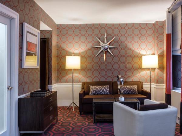 Empire Hotel : photo 4 de la chambre suite junior