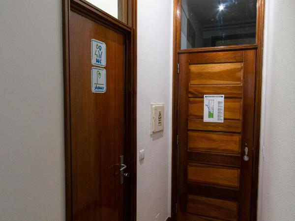 Change The World Hostels - Porto - Santa Catarina : photo 5 de la chambre lit dans dortoir 6 lits