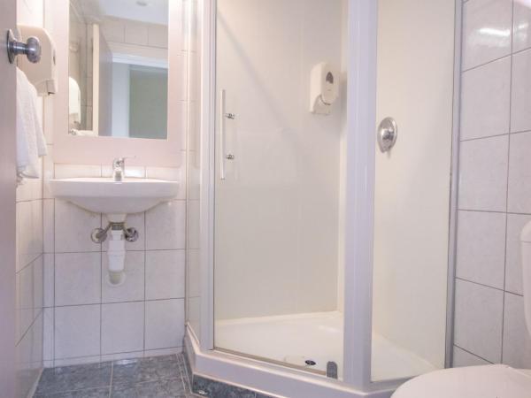Hotel Waterloo & Backpackers : photo 2 de la chambre chambre double ou lits jumeaux