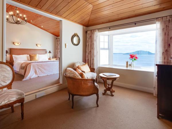 On The Point - Lake Rotorua : photo 6 de la chambre lake view lodge suite