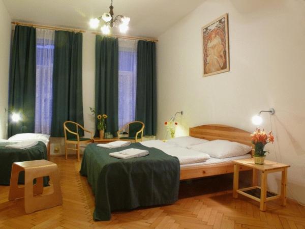Pension Prague City : photo 5 de la chambre chambre triple