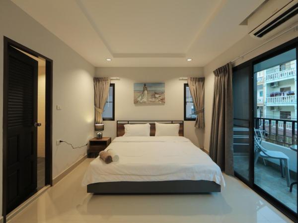 Nalanta Hotel Pattaya : photo 8 de la chambre chambre double standard - vue sur jardin
