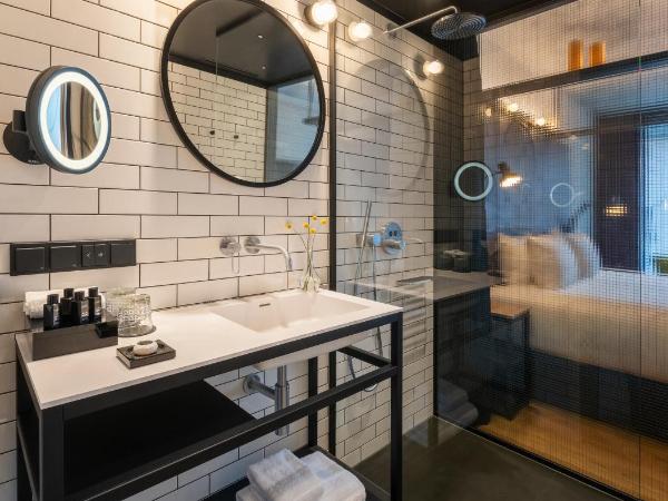 The Bridge Wroclaw - MGallery : photo 3 de la chambre chambre lit king-size deluxe