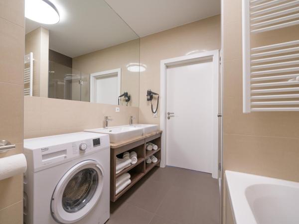 MyApartments Vienna : photo 4 de la chambre appartement 3 chambres avec balcon