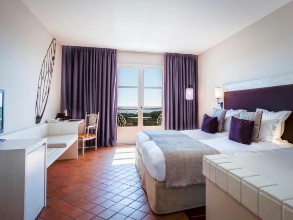 Le Fregate Provence : photo 4 de la chambre chambre double supérieure - vue sur mer