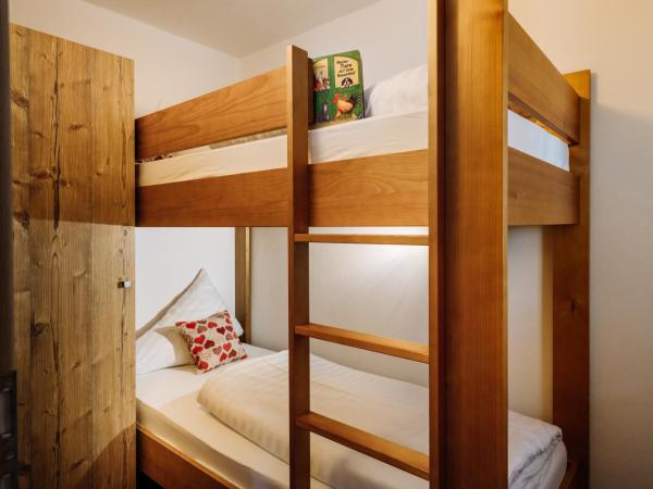 Hotel Kögele mit Restaurant bei Innsbruck Axamer Lizum : photo 5 de la chambre chambre familiale avec balcon