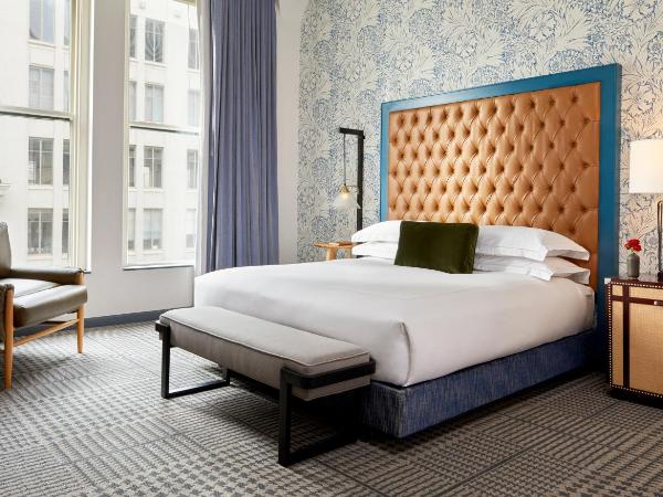 Kimpton Hotel Monaco Denver, an IHG Hotel : photo 6 de la chambre chambre lit king-size essentielle avec douche à l'italienne