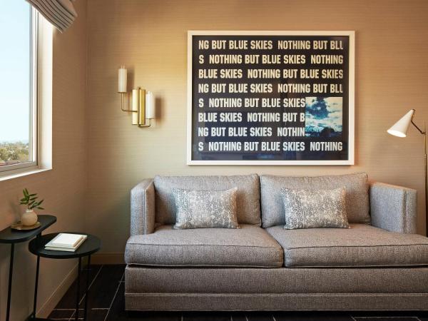 Kimpton Hotel Wilshire, an IHG Hotel : photo 1 de la chambre suite sunset