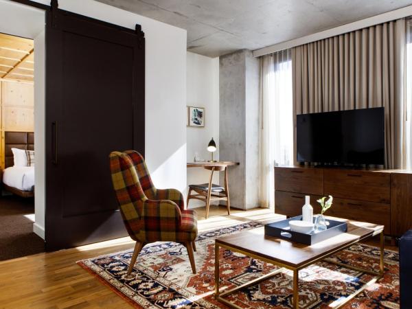 Limelight Hotel Denver : photo 5 de la chambre spa suite 1 king bed