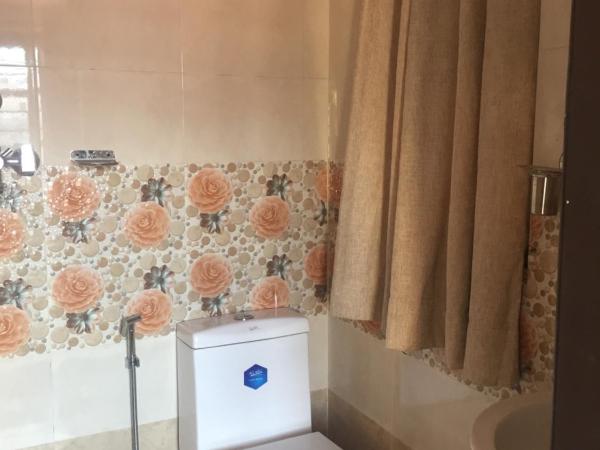 Birds Nest Hostel : photo 1 de la chambre chambre simple avec salle de bains