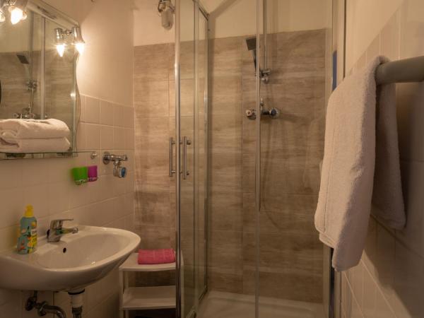 Hotel-Pension Charlottenburg : photo 1 de la chambre chambre double