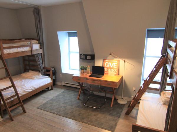 The Clarence Park : photo 3 de la chambre lit dans dortoir pour femmes de 4 lits