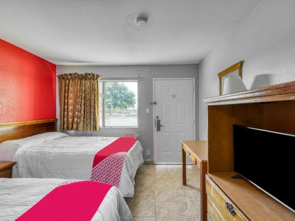 OYO Hotel Houston Southwest I-69 : photo 5 de la chambre chambre double avec 2 lits doubles