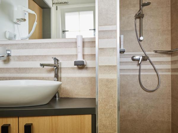 Gold House Pension : photo 4 de la chambre chambre supérieure lit queen-size