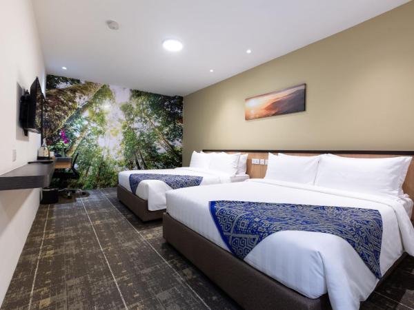 Hotel 7 Suria : photo 1 de la chambre standard family room with no window