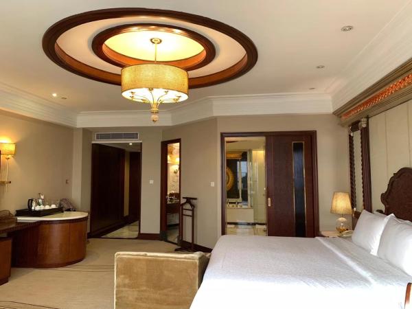 Regal Palace Hotel : photo 3 de la chambre chambre lit king-size Élite