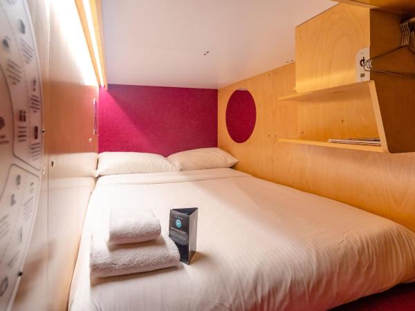 Pangea Pod Hotel : photo 1 de la chambre capsule simple en mezzanine