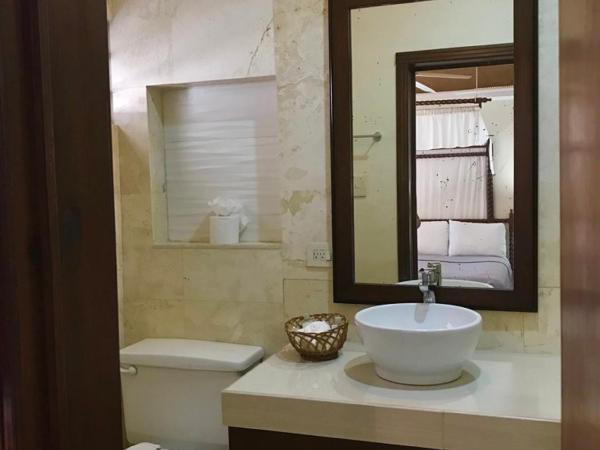 Hotel Playa La Media Luna : photo 1 de la chambre côté océan classique