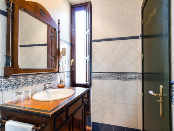 Hotel Plaza Nueva : photo 6 de la chambre chambre double ou lits jumeaux