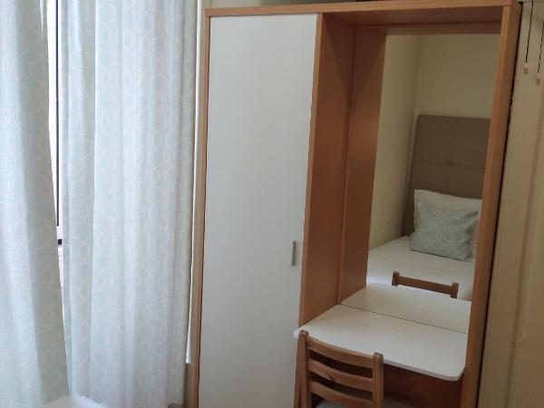 Pensao Estacao Central : photo 4 de la chambre chambre simple