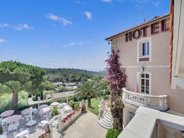 Le Château de Mei Lese : photo 1 de la chambre suite lit queen-size – vue sur mer