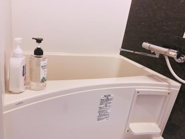 秋の旅館 秋叶原 Tokyo Akihabara : photo 3 de la chambre chambre triple avec salle de bains privative