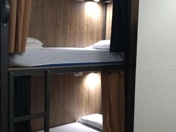 The Market Hostel : photo 4 de la chambre lit dans dortoir mixte de 12 lits