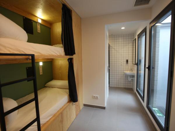 AZ The Botanic Hostel : photo 6 de la chambre lit dans dortoir pour femmes de 6 lits