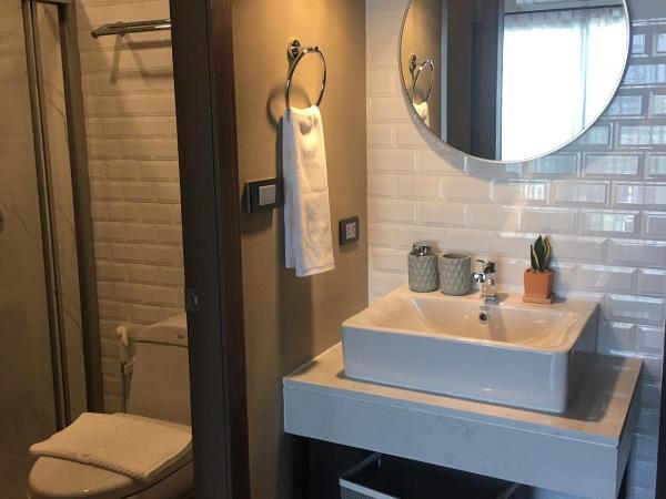 Tree for rest poshtel : photo 3 de la chambre chambre double ou lits jumeaux deluxe avec balcon