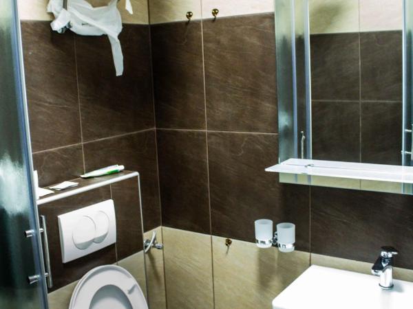 Villa Zoki - soba dnevni najam : photo 7 de la chambre chambre deluxe double ou lits jumeaux