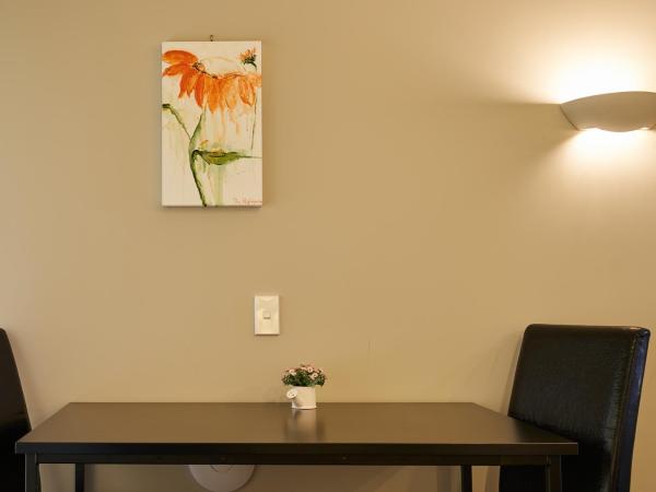 Azena Suites & Apartment : photo 10 de la chambre studio lit double ou lits jumeaux de luxe