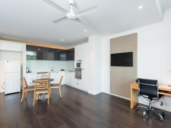 Mawson Lakes Hotel : photo 3 de la chambre one-bedroom central apartment