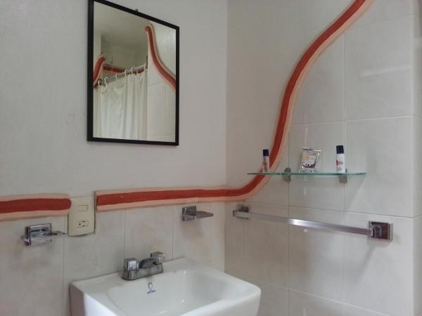 Hotel Casa Arnel : photo 4 de la chambre chambre double