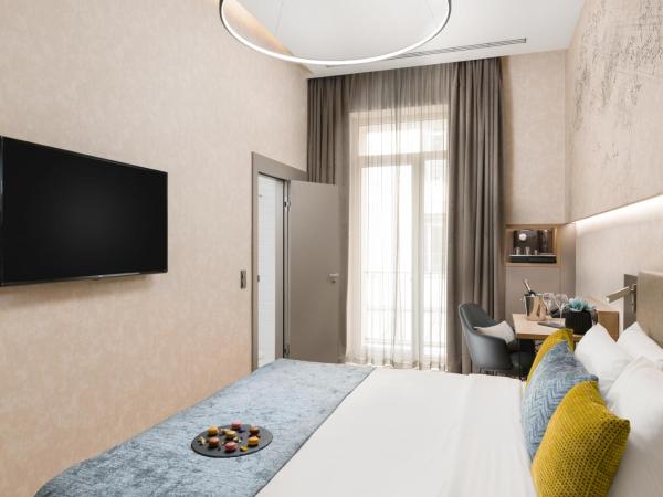 Hotel Vision Budapest by Continental Group : photo 3 de la chambre chambre double supérieure avec balconnet