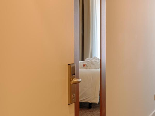 Hotel Premium Porto Downtown : photo 4 de la chambre chambre double ou lits jumeaux standard