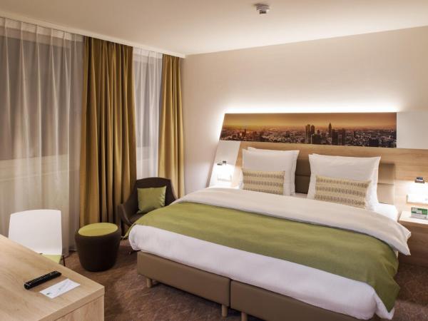 Holiday Inn Frankfurt Airport, an IHG Hotel : photo 1 de la chambre chambre lit king-size premium