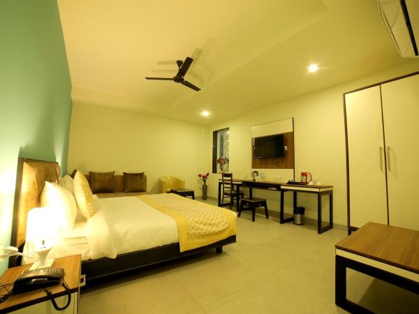 Vijay Vilas Hotel & Convention Hall : photo 5 de la chambre chambre lit king-size supérieure