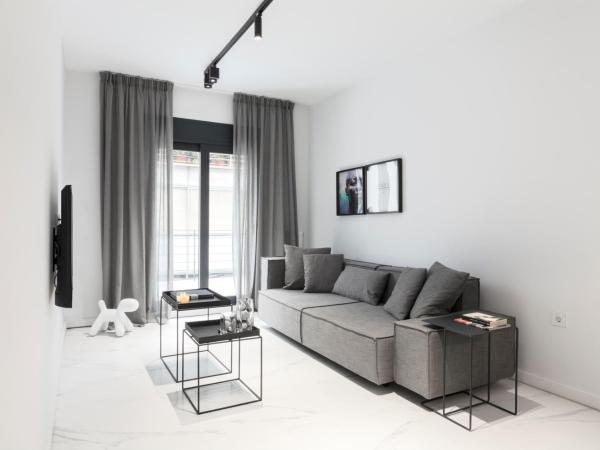 Heritage Boutique Apartments : photo 4 de la chambre appartement avec balcon