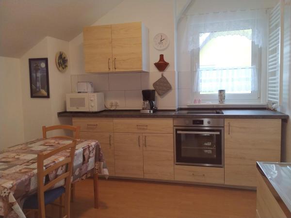 Haus Sperbermühle : photo 3 de la chambre chambre double avec salle de bains commune