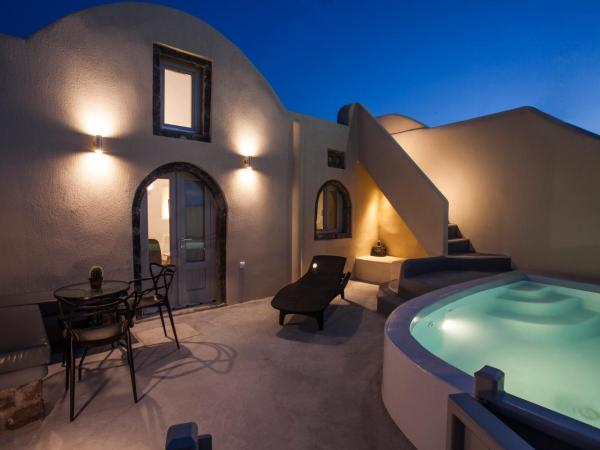 Cupola Suites : photo 7 de la chambre suite avec piscine privée