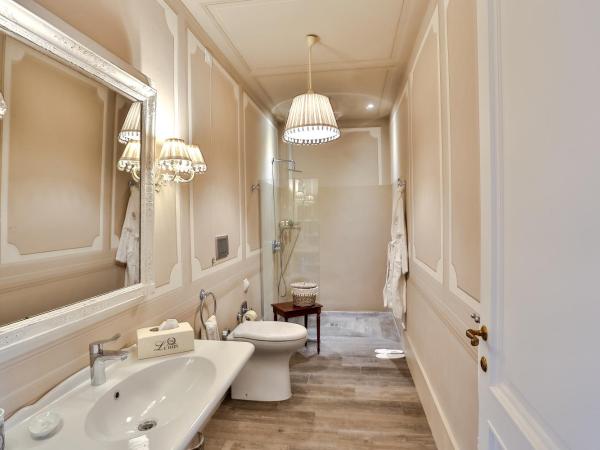 Villa Le Fontanelle : photo 5 de la chambre chambre deluxe