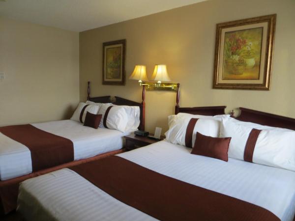 Howard Johnson by Wyndham Red Deer : photo 2 de la chambre chambre deluxe avec 2 lits queen-size - non-fumeurs