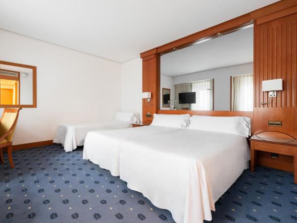 Exe Coruña : photo 4 de la chambre chambre triple