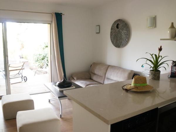 Résidence Cala Sultana : photo 8 de la chambre appartement 3 chambres