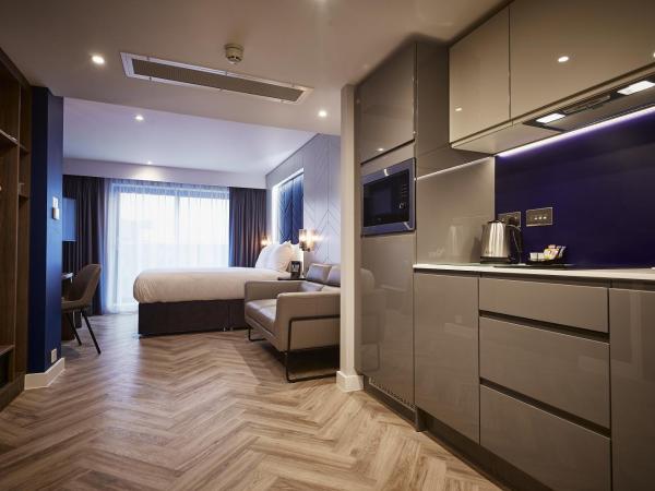 Roomzzz York City : photo 1 de la chambre smart studio balcony