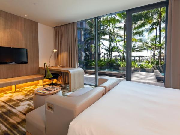 Crowne Plaza Changi Airport, an IHG Hotel : photo 7 de la chambre hébergement premium avec accès à la piscine