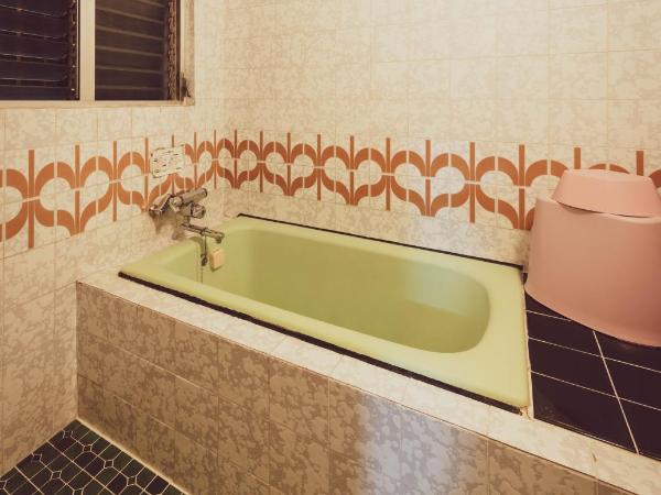 Tokyo Guest House Ouji Music Lounge : photo 6 de la chambre chambre double avec salle de bains privative