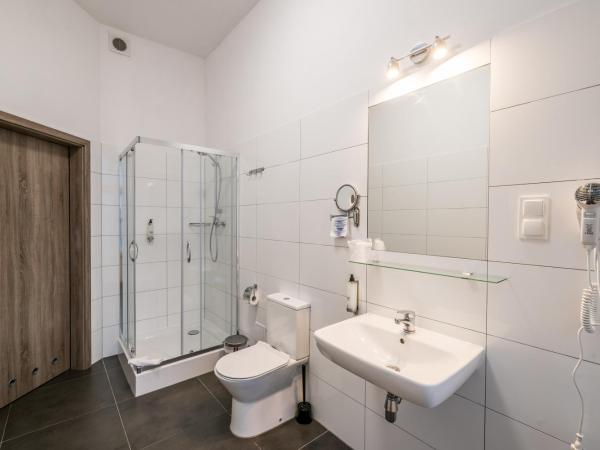 Hotel Lothus : photo 1 de la chambre chambre double